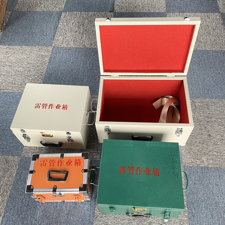 长阳爆破工程作业箱如何选择？玻璃钢与传统材质的全面对比